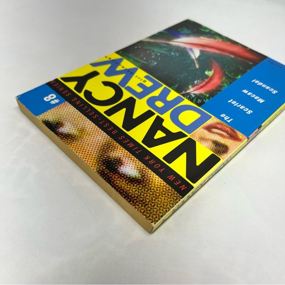 The Scarlet Macaw Scandal, Nancy Drew Detective Series Book 8, By Carolyn Keene - Picture 5 of 9